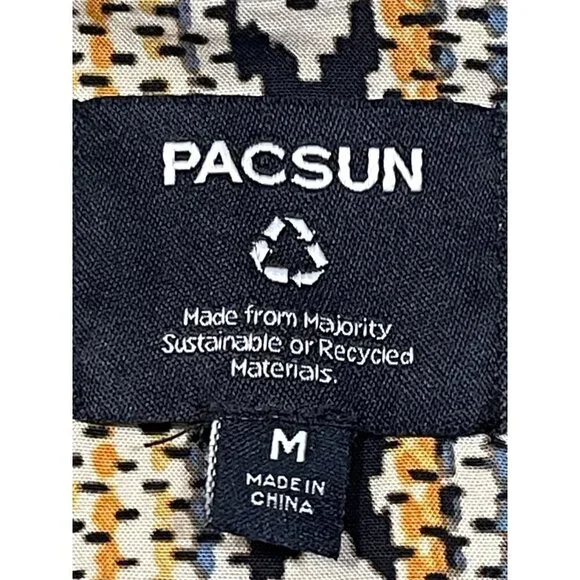 PacSun Men’s Vertical Striped Button-Up Camp Shirt - Medium - Picture 2 of 7